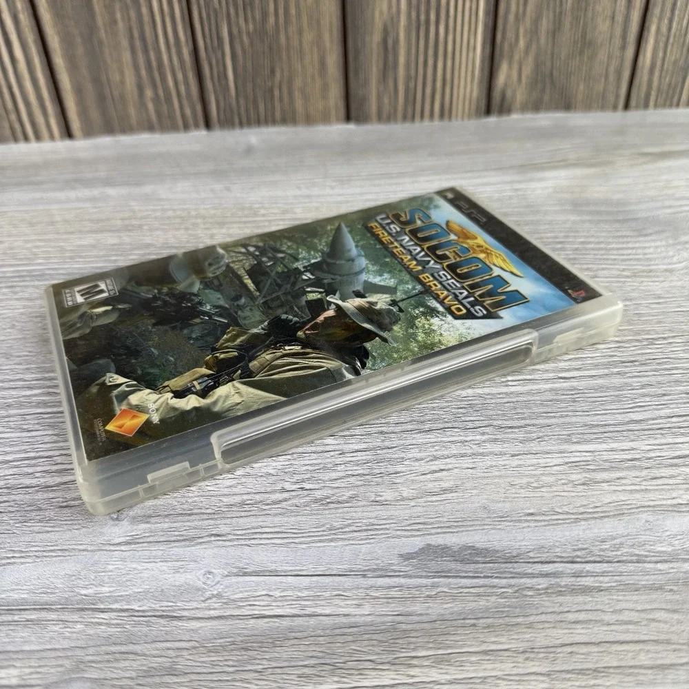 SOCOM US Navy Seals Fireteam Bravo Sony PSP 2005 Video Game